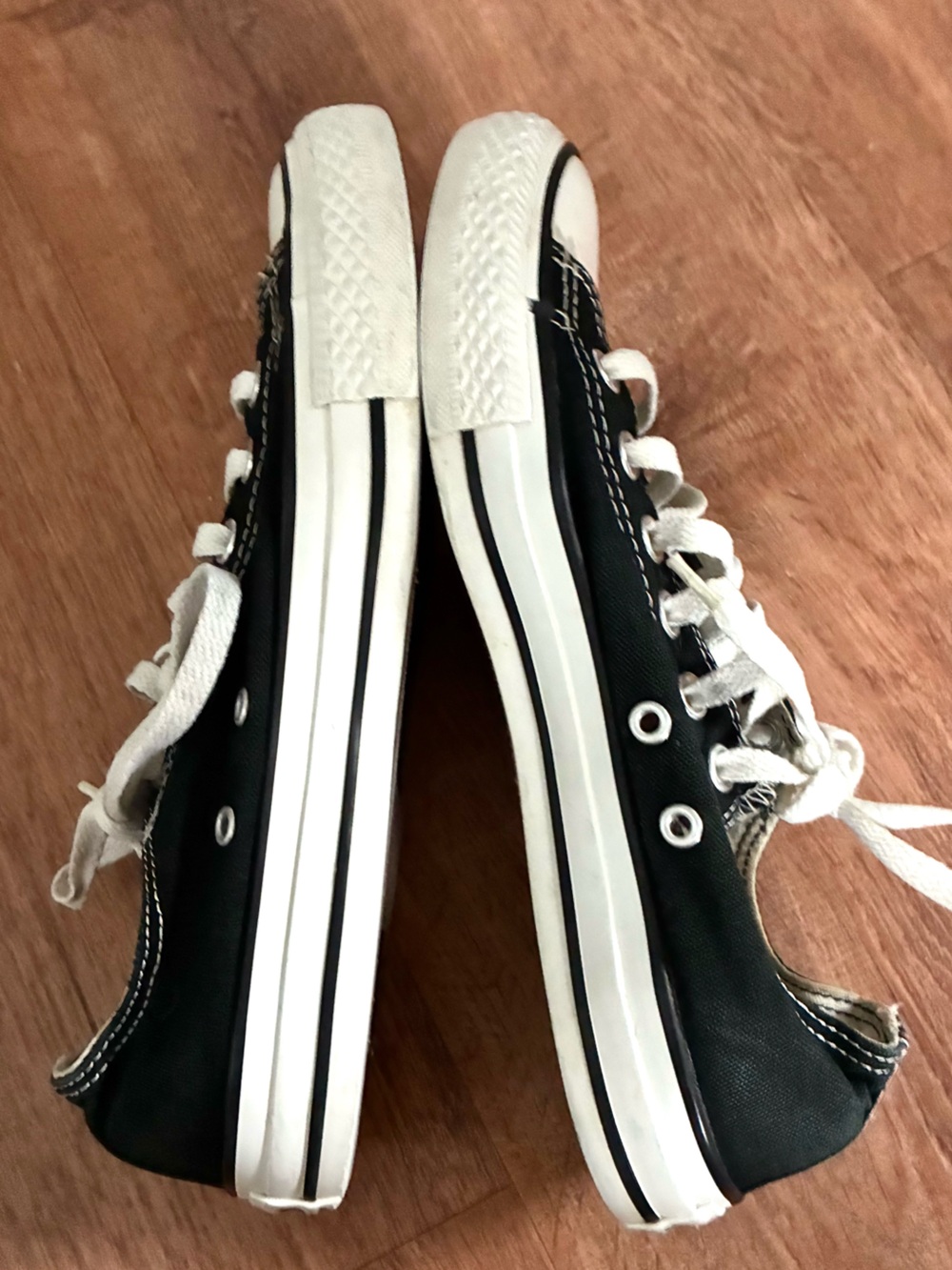 Converse Chuck Taylor All Star Black Low Top Sneakers Women’s 8 - Picture 6 of 8